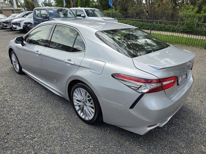 2019 Toyota Camry SL