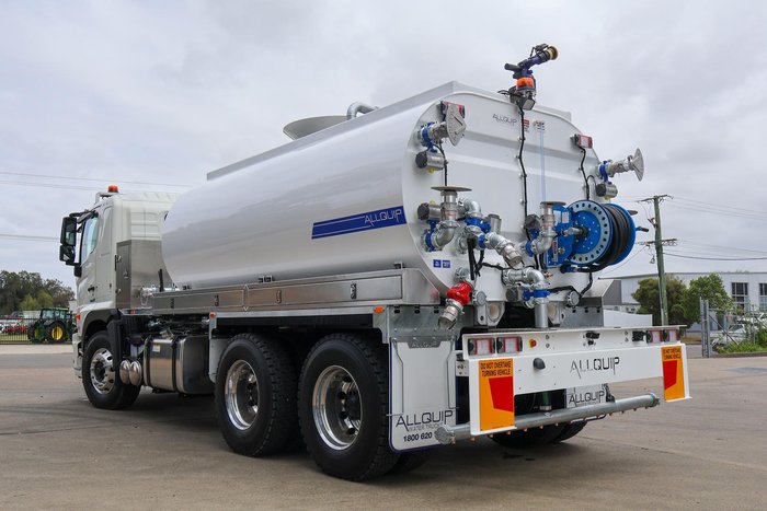 2025 Hino 700 Series