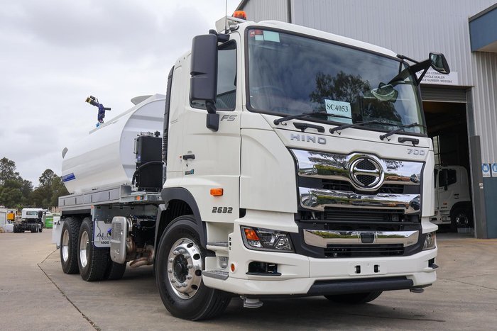 2025 Hino 700 Series