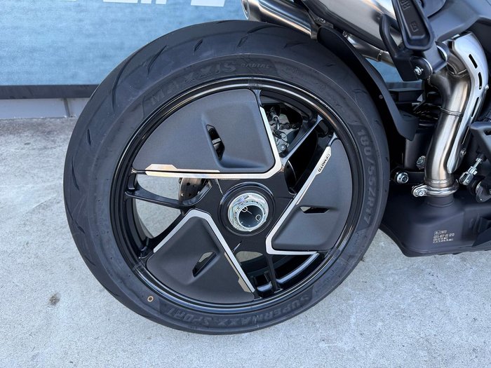 2026 CFMOTO 750SR-S SR Black
