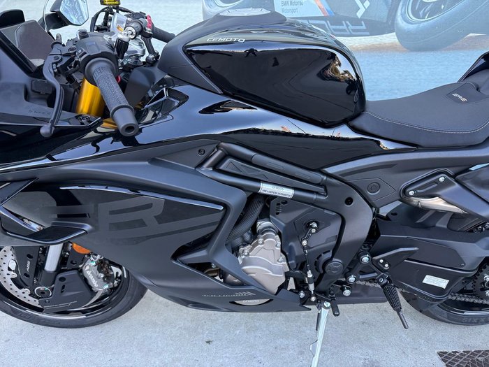 2026 CFMOTO 750SR-S SR Black