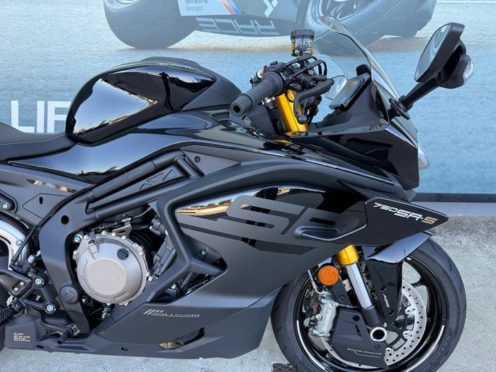 2026 CFMOTO 750SR-S SR Black