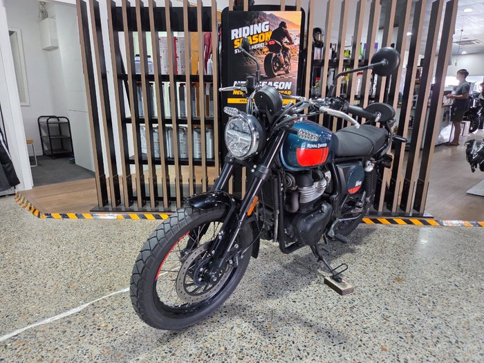 2025 Royal Enfield BEAR 650