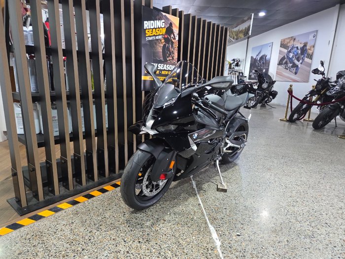 2026 BMW Motorrad S 1000 RR Black