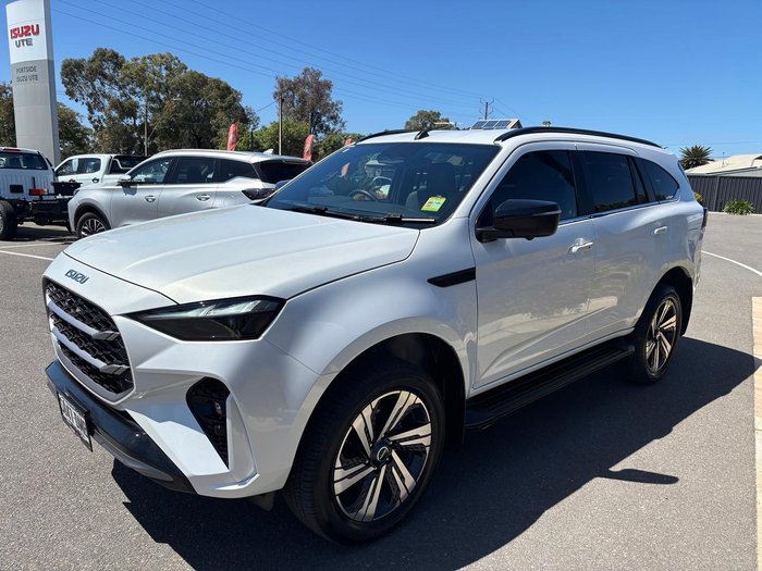 2026 Isuzu MU-X LS-T MY25.5 4X4 Dual Range Moonstone White