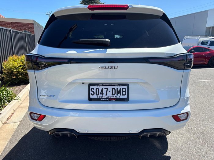 2026 Isuzu MU-X LS-T MY25.5 4X4 Dual Range Moonstone White