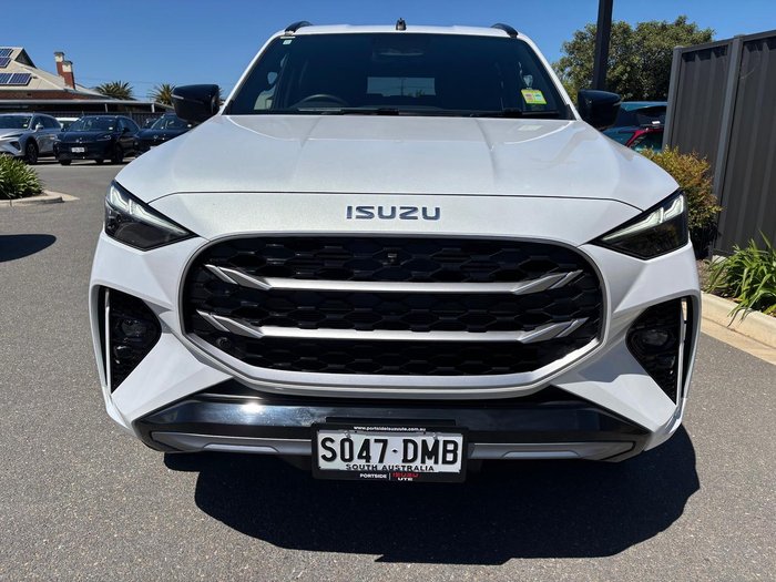 2026 Isuzu MU-X LS-T MY25.5 4X4 Dual Range Moonstone White
