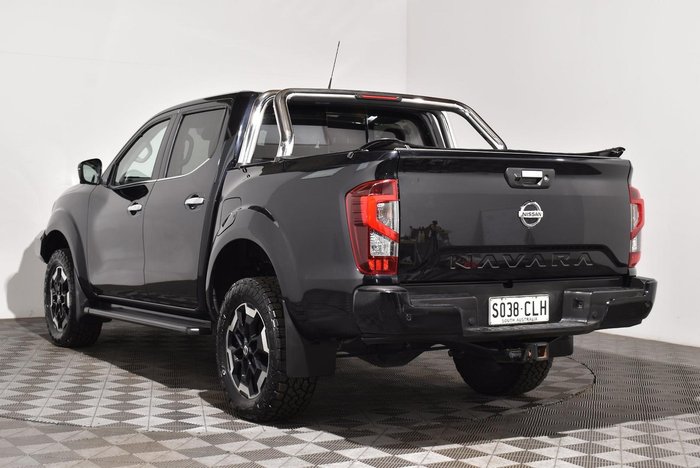 2021 Nissan Navara ST-X