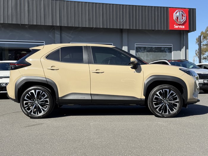 2025 Toyota Yaris Cross Urban