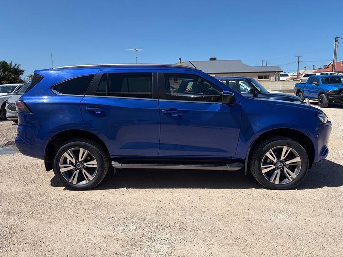 2022 Isuzu MU-X LS-T