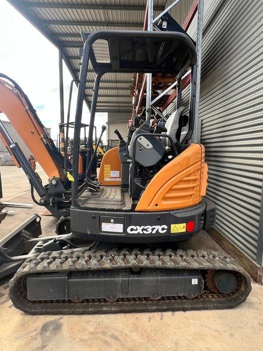CASE Cx37c