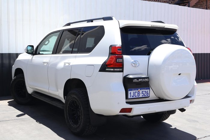 2021 Toyota Landcruiser Prado