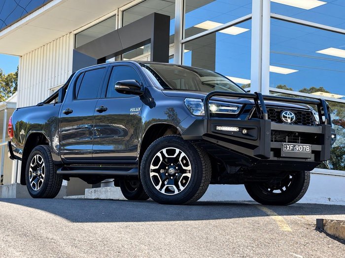2025 Toyota Hilux