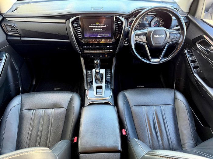 2021 Isuzu MU-X LS-T