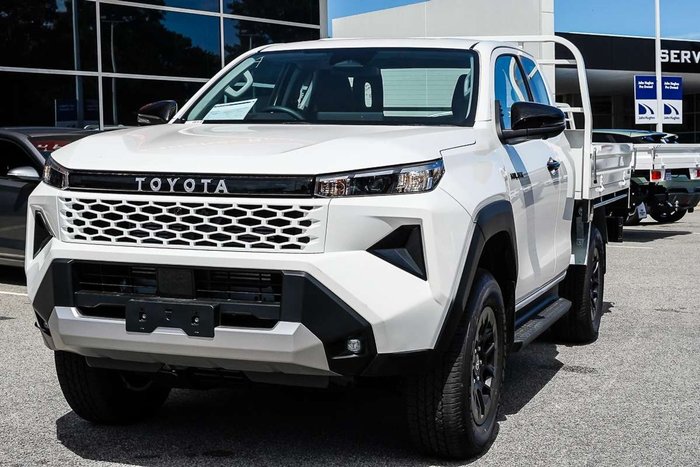 2026 Toyota Hilux SR