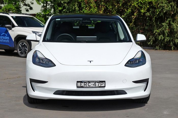 2022 Tesla Model 3 Rear-Wheel Drive