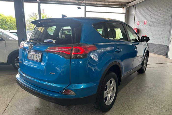 2017 Toyota RAV4
