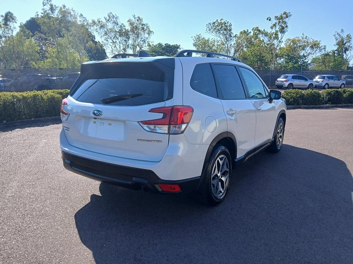 2025 Subaru Forester 2.5i
