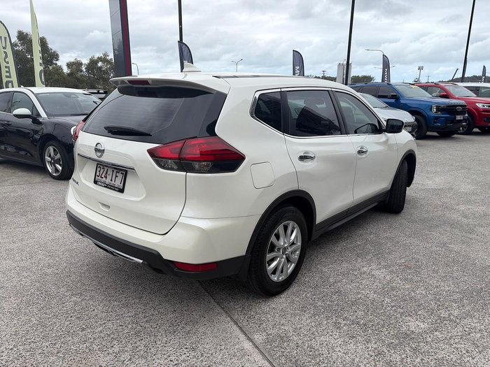 2022 Nissan X-TRAIL ST