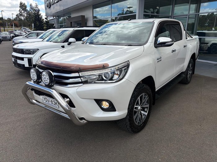 2016 Toyota Hilux SR5