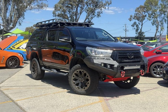 2017 Toyota Hilux SR5