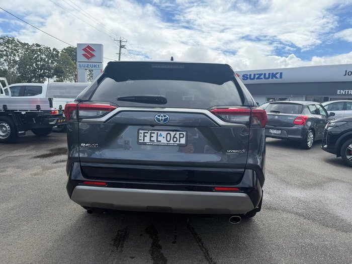 2023 Toyota RAV4 XSE