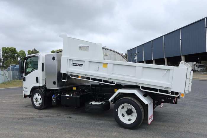 2026 Isuzu N Series NQR 88/80-190 AM D38 Tipper