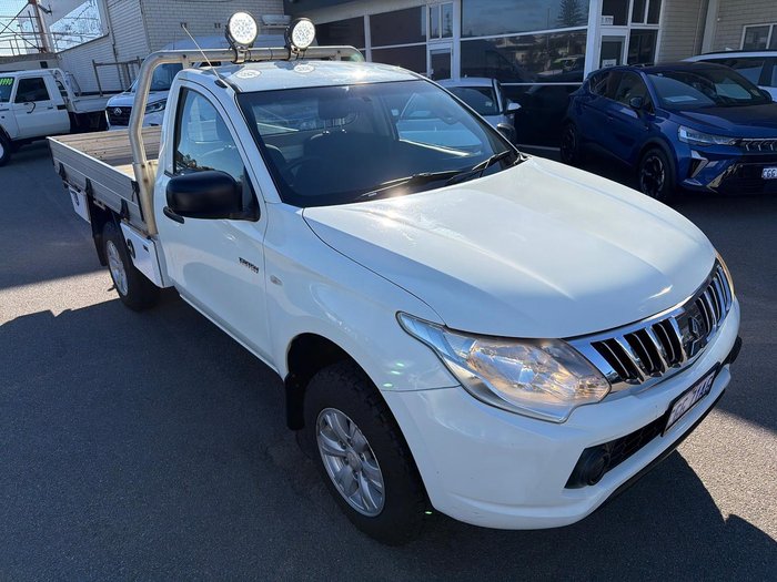 2015 Mitsubishi Triton GLX
