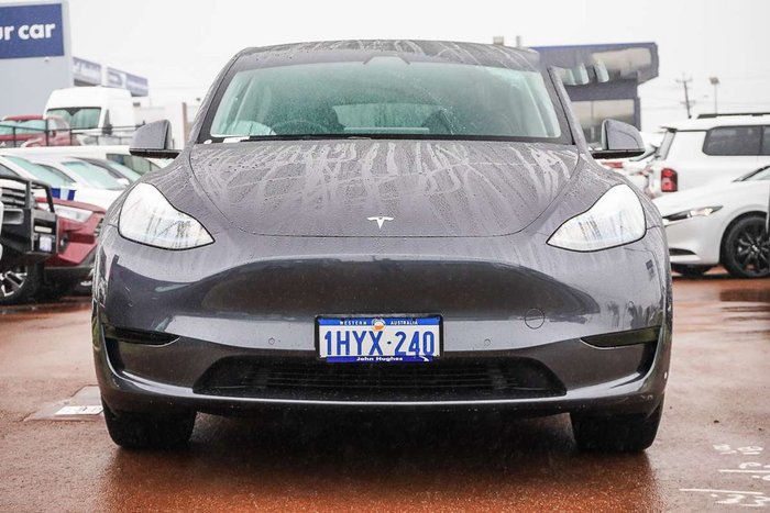 2024 Tesla Model Y Rear-Wheel Drive