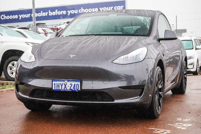 2024 Tesla Model Y Rear-Wheel Drive