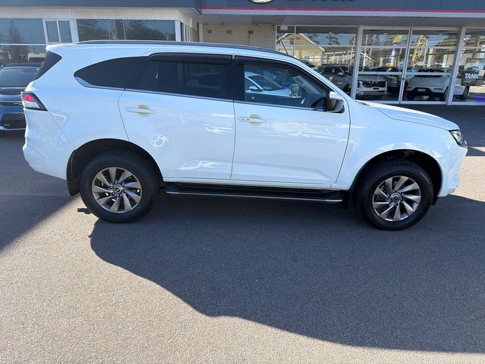 2022 Isuzu MU-X LS-U