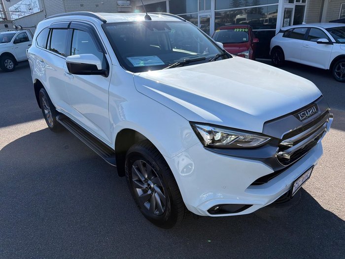 2022 Isuzu MU-X LS-U