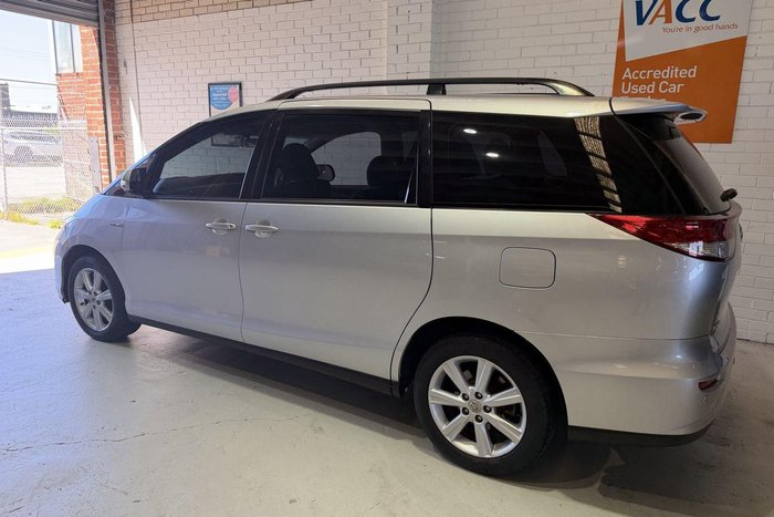 2011 Toyota Tarago GLX