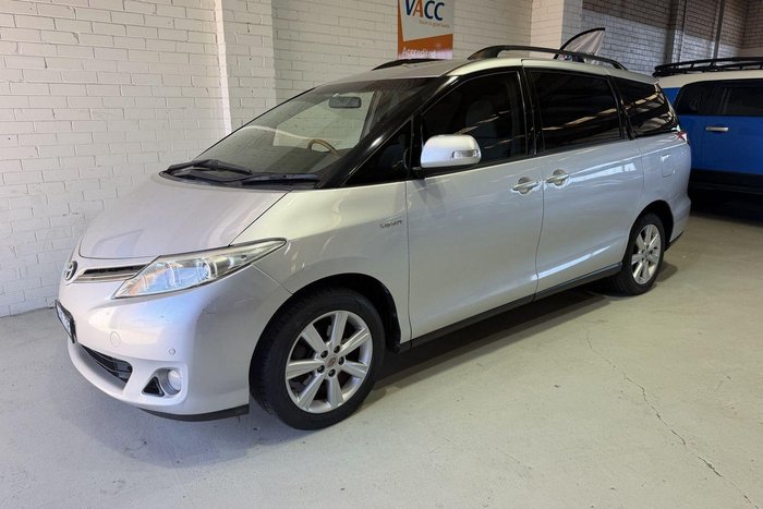 2011 Toyota Tarago GLX