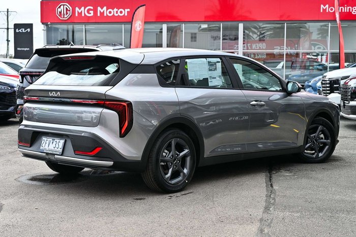 2025 Kia K4 S