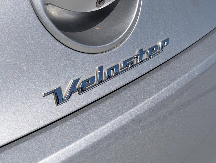 2012 Hyundai Veloster +
