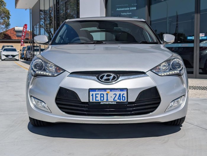 2012 Hyundai Veloster +