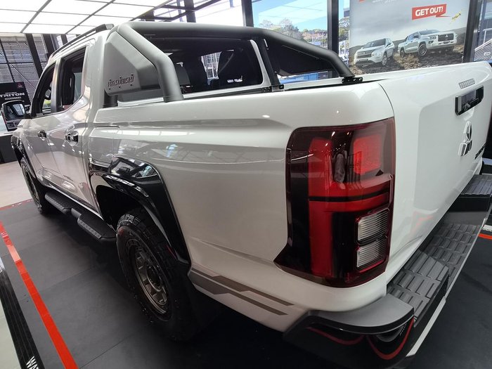 2026 Mitsubishi Triton GSR