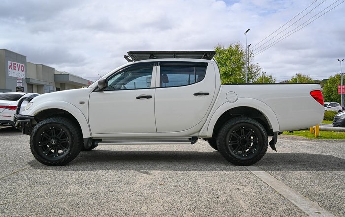 2015 Mitsubishi Triton GLX