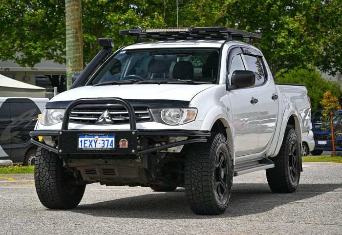 2015 Mitsubishi Triton GLX