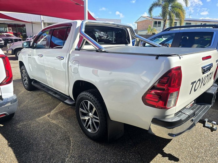 2019 Toyota Hilux SR5