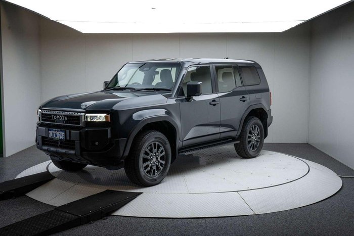 2025 Toyota Landcruiser Prado