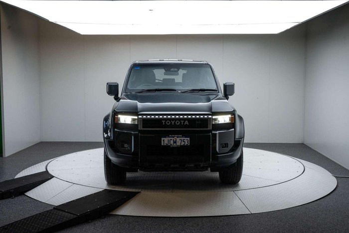 2025 Toyota Landcruiser Prado