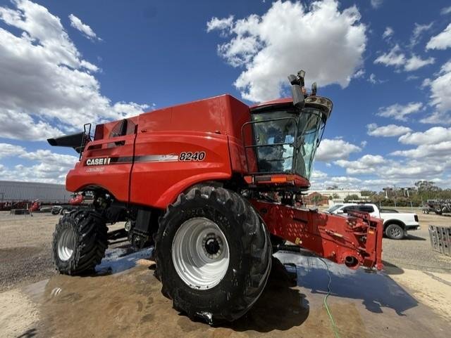 2015 CASE IH 8240