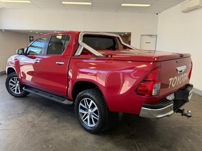 2020 Toyota Hilux SR5