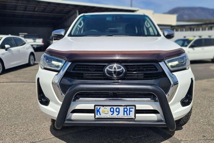 2022 Toyota Hilux SR5