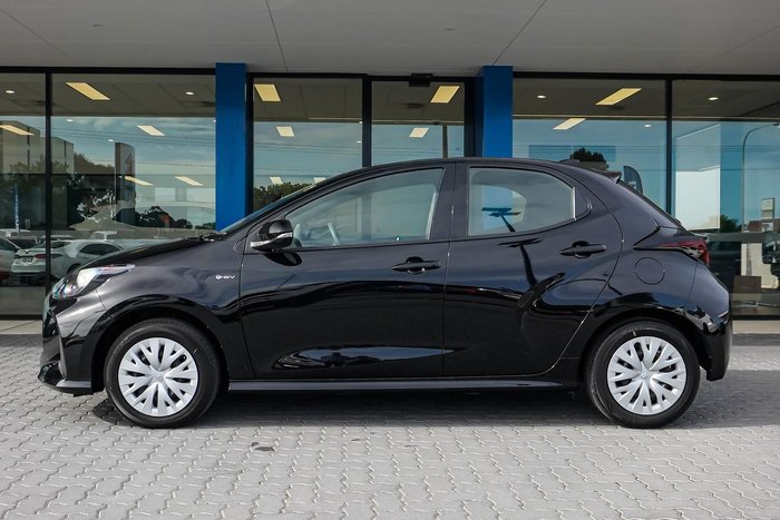 2025 Toyota Yaris Ascent Sport Hybrid