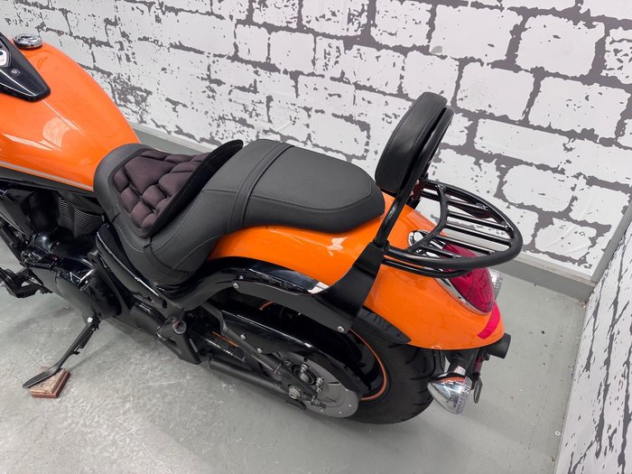 2021 Kawasaki Vulcan 900 Custom (VN900C) Vulcan Orange