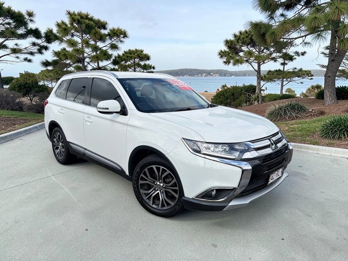 2017 Mitsubishi Outlander LS