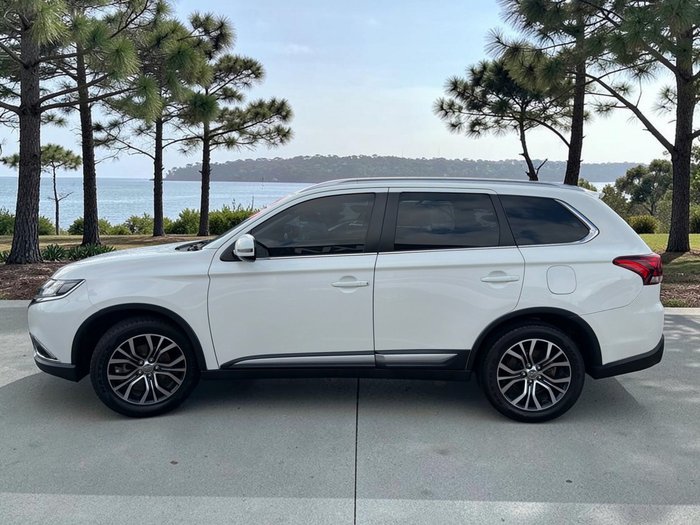 2017 Mitsubishi Outlander LS